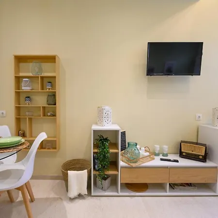 The Corfiot ' Center ' Apartment *